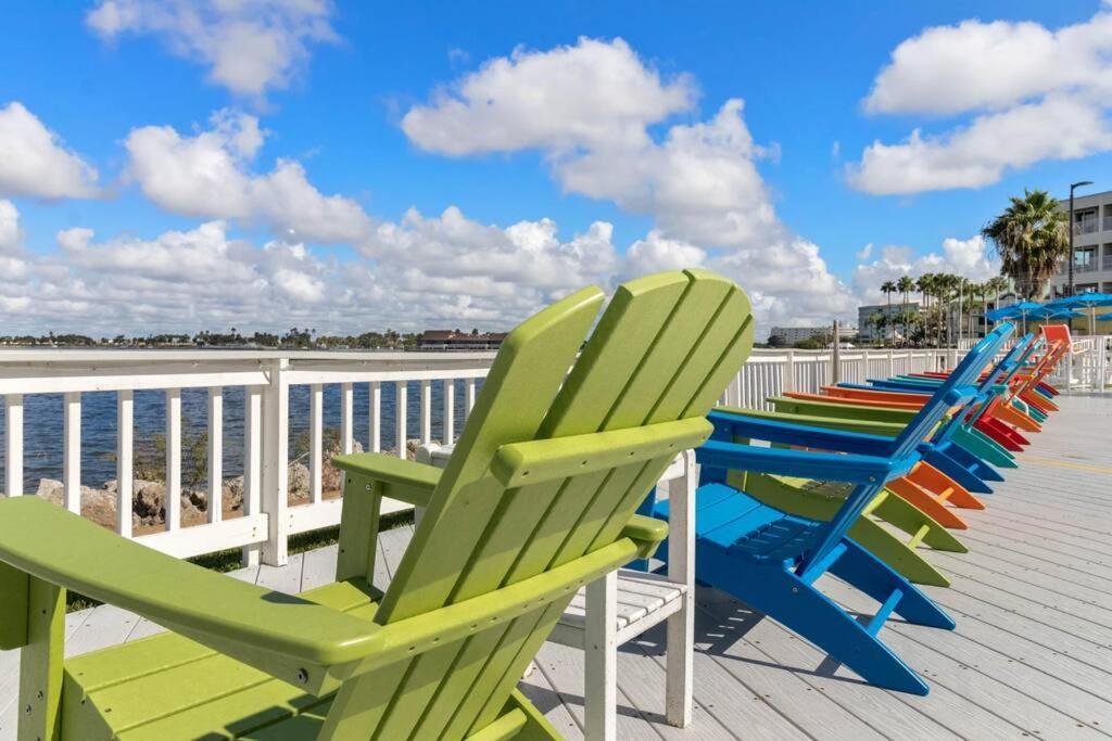 409-waterfront View, Wifi, Pool, Close To Bucs Stadium