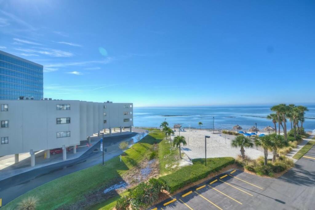 409-waterfront View, Wifi, Pool, Close To Bucs Stadium Tampa